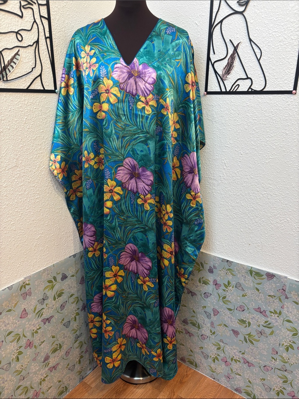 Vintage 1990’s Winlar teal purple & yellow floral kaftan patio dress. Size 2X.